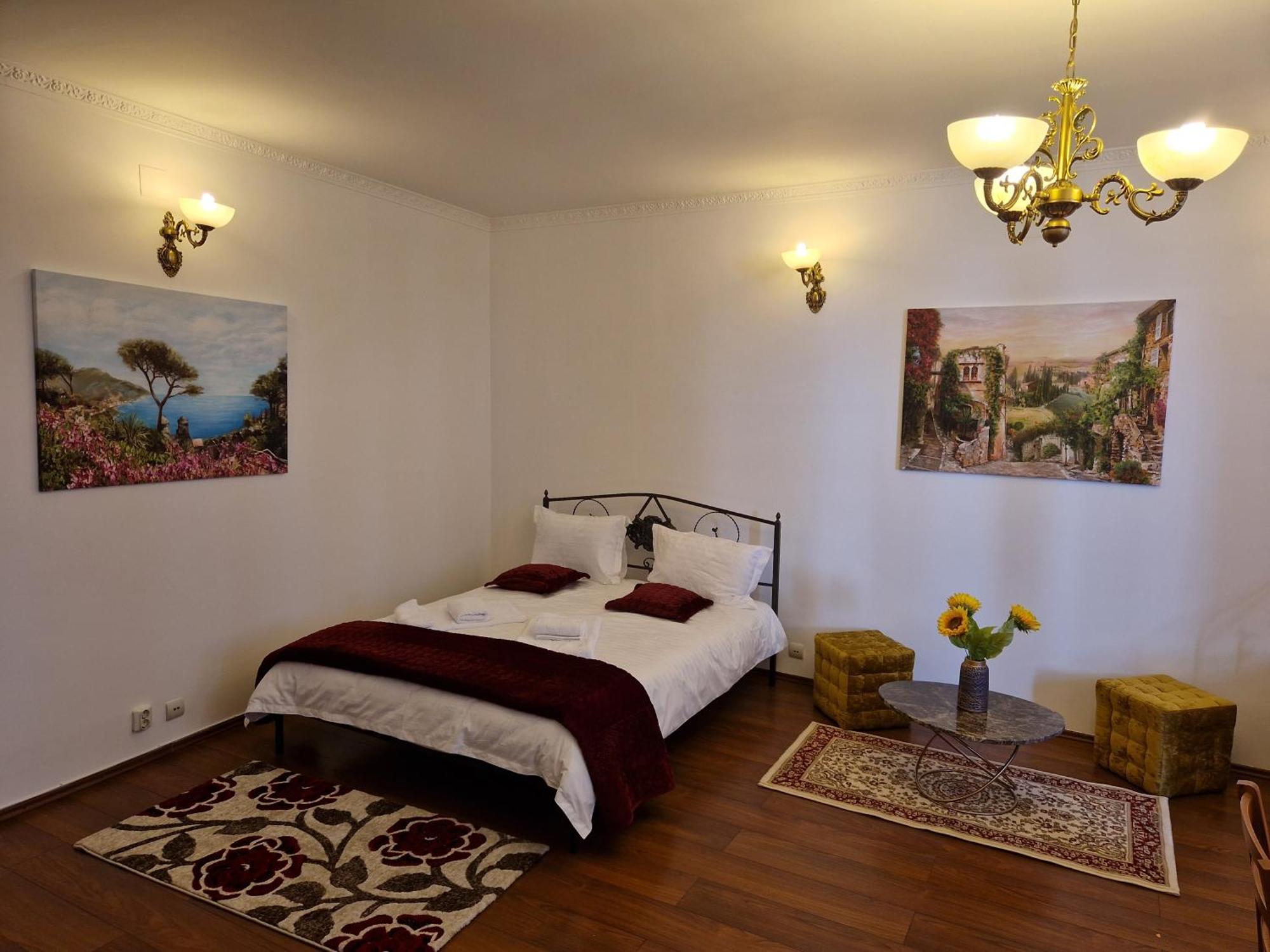 5* Royal House Near Unirii Square Villa Cluj-Napoca Exteriör bild