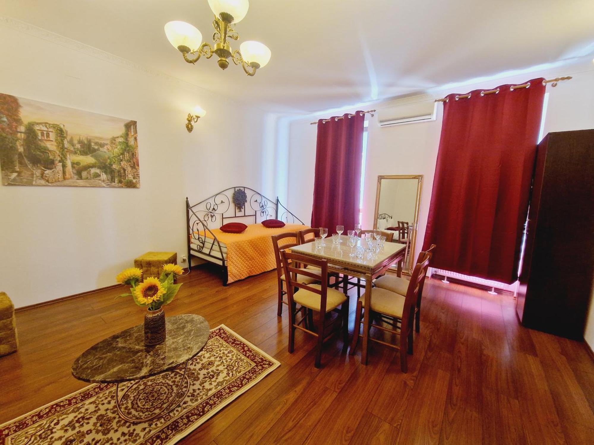 5* Royal House Near Unirii Square Villa Cluj-Napoca Exteriör bild