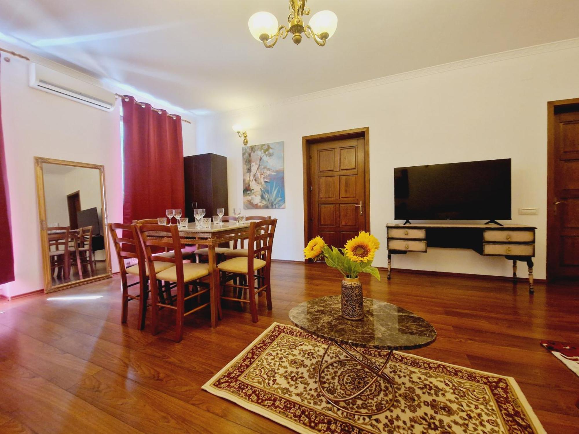 5* Royal House Near Unirii Square Villa Cluj-Napoca Exteriör bild